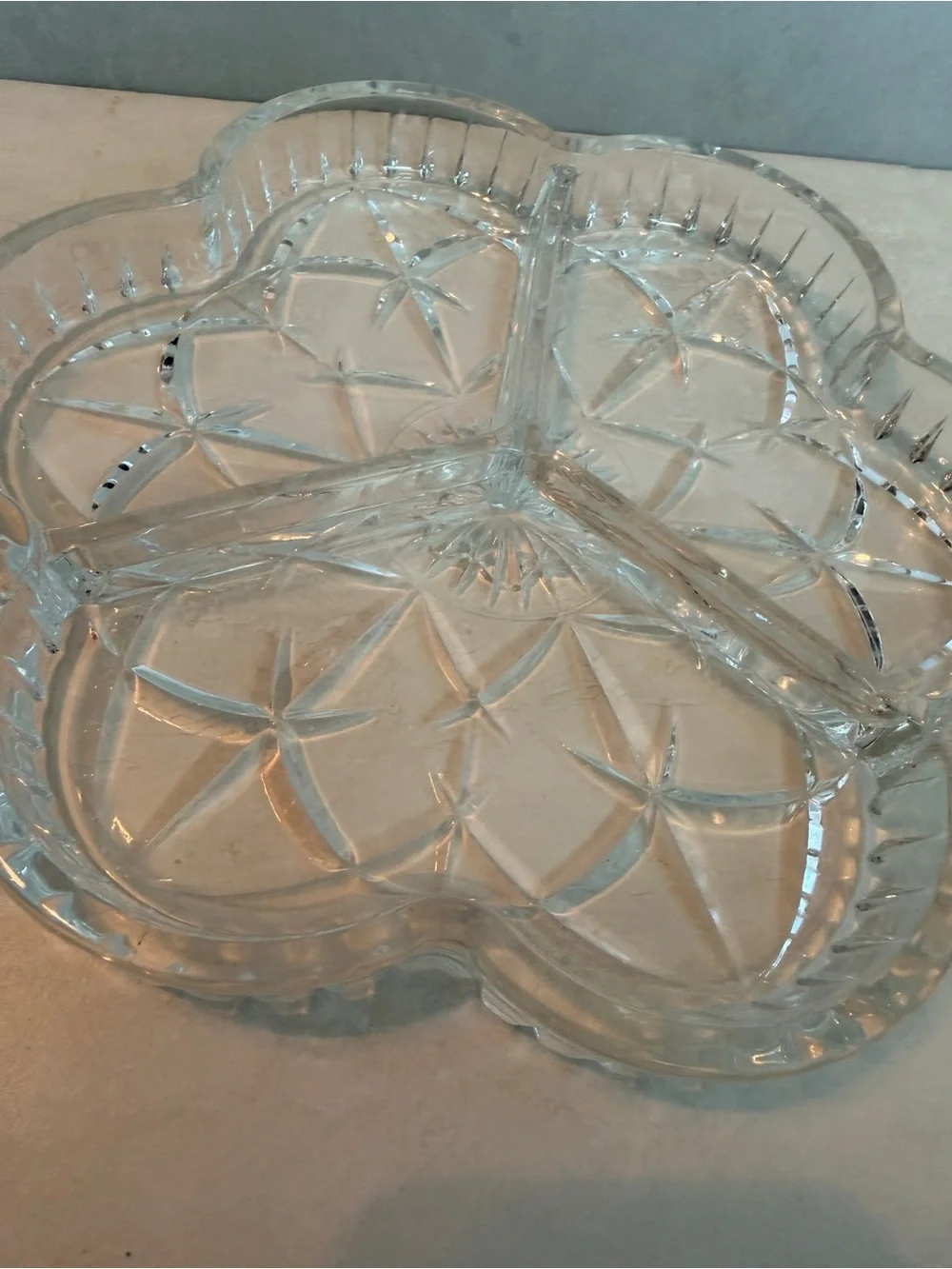 Vintage Clover Divided Glass Serving Dish Starburst Candy Nut Etc  9.25